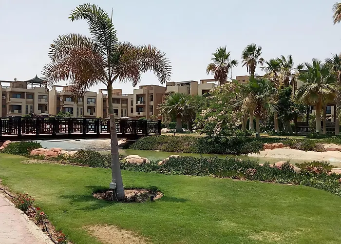 Blue Bay El Sokhna Aqua Park Apartmanhotel 3*
